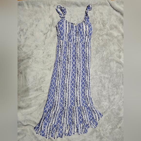 Derek Heart Dresses & Skirts - Derek Heart Blue and White Maxi Dress